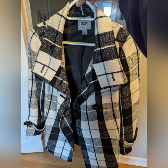 Older Forever 21 pea coat, light pea coat, size medium - Picture 2 of 3